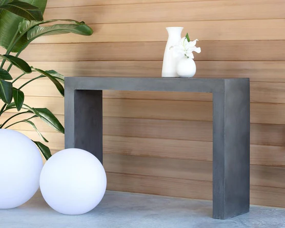 Outdoor Console Tables to Accentuate Your Home: Grayson Home