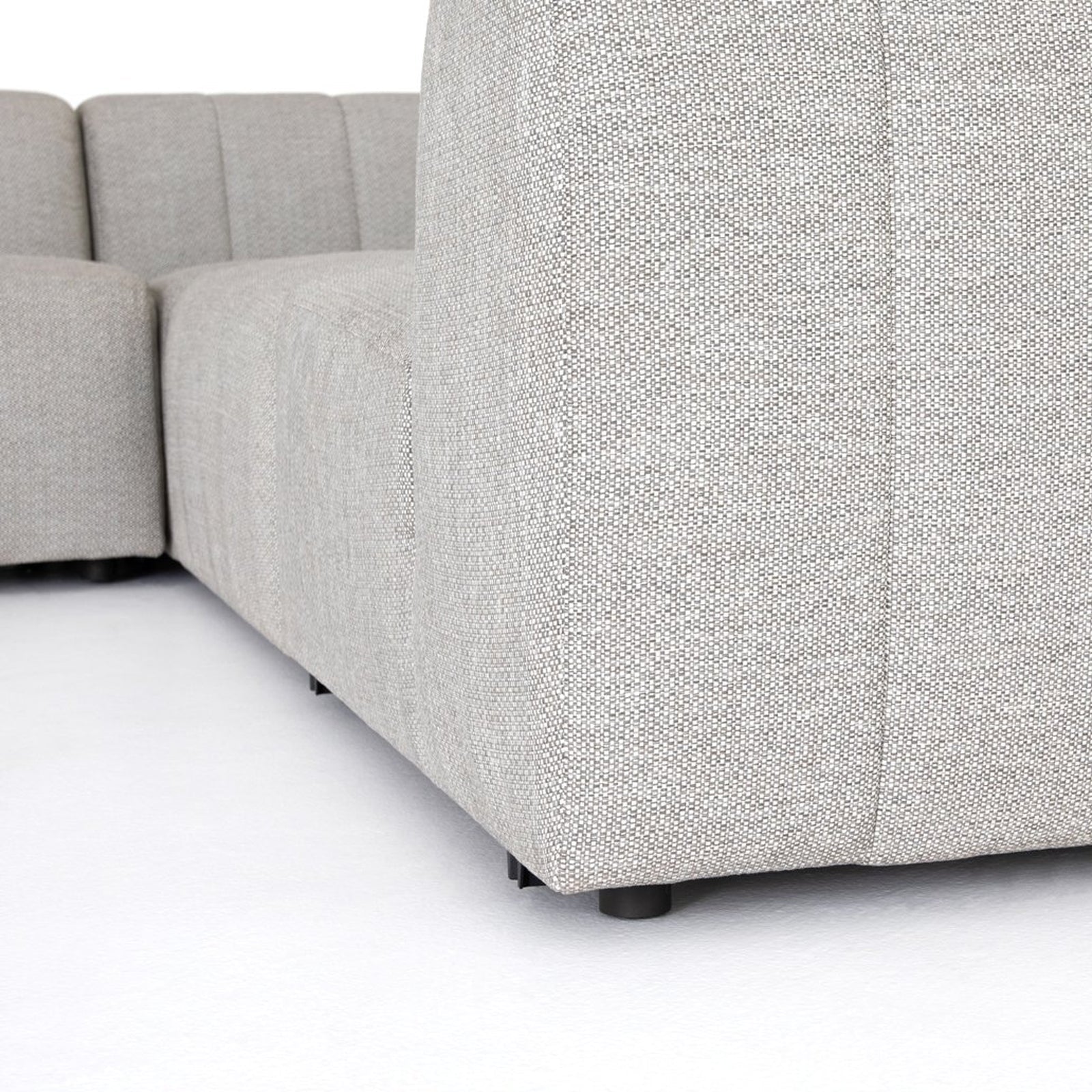 Gwen Outdoor 5 PC Sectional