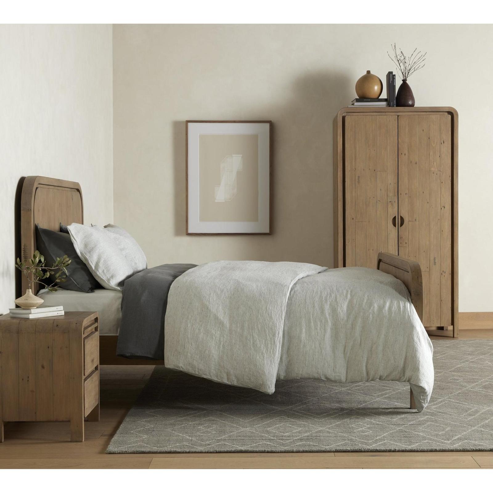 Everson Cabinet