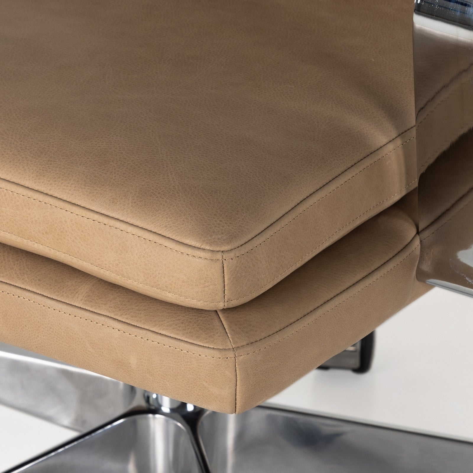 Jude Desk Chair