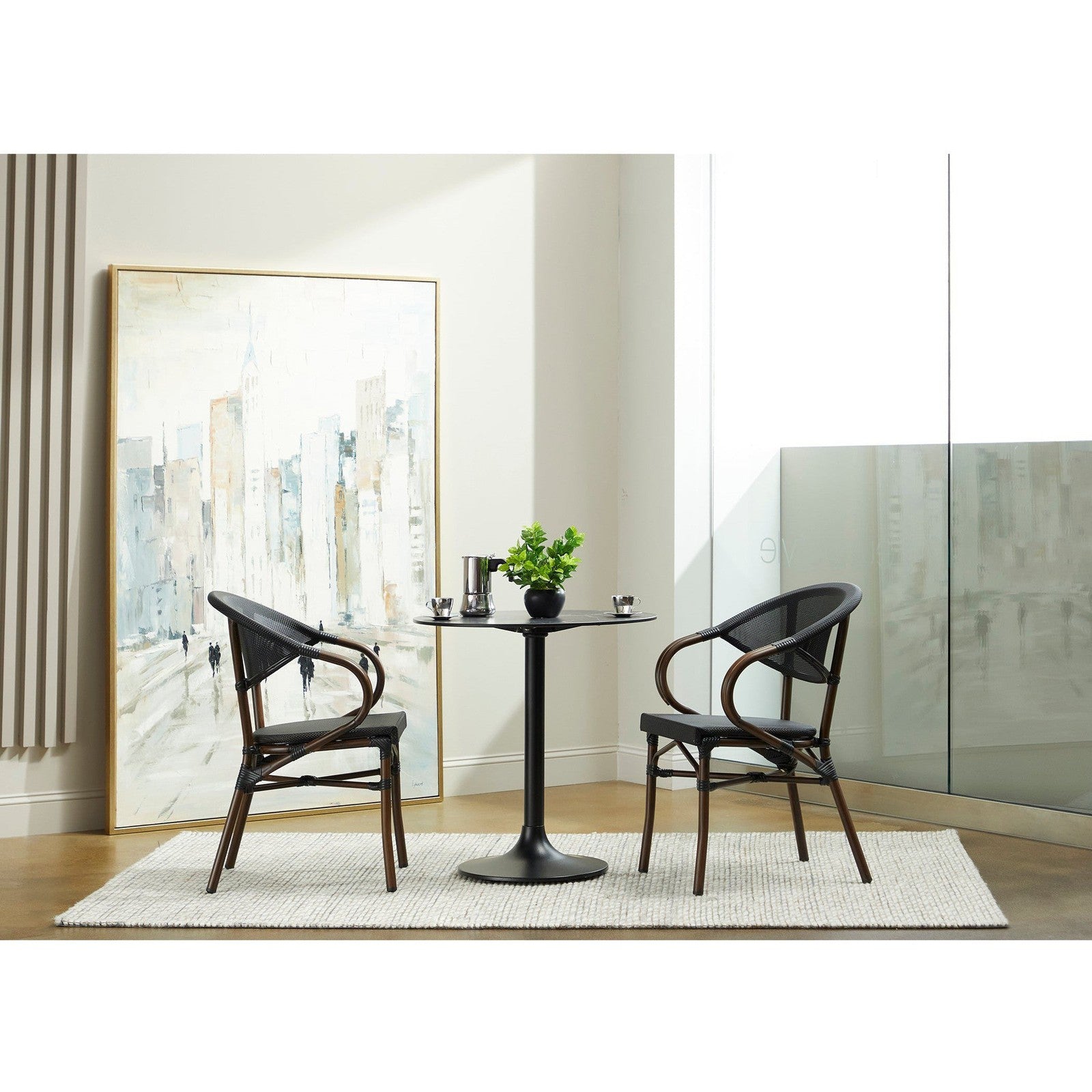 Euro Style Jannie 30
