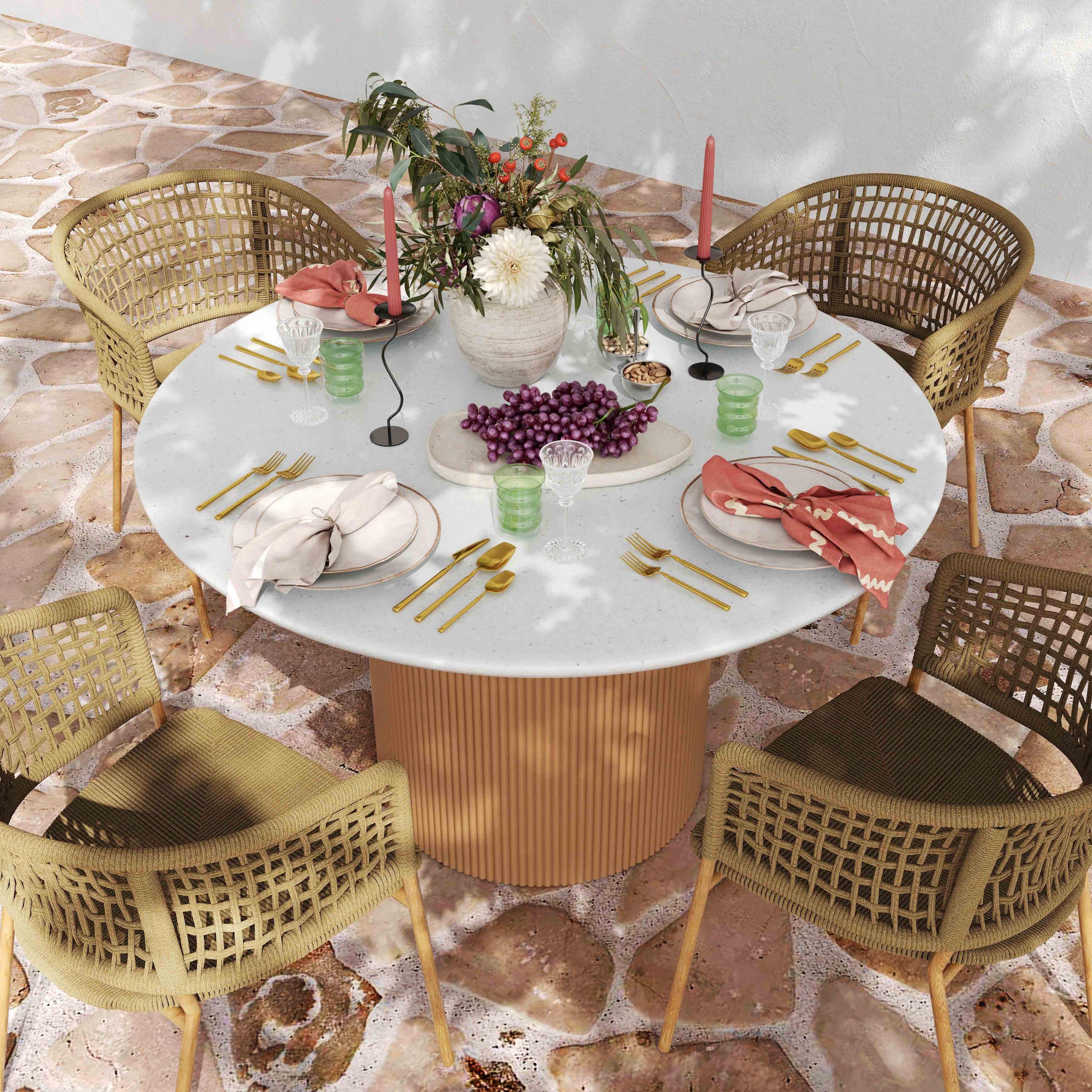 TOV Furniture Rose Faux Terrazzo and Terracotta Indoor / Outdoor Round Concrete Dining Table