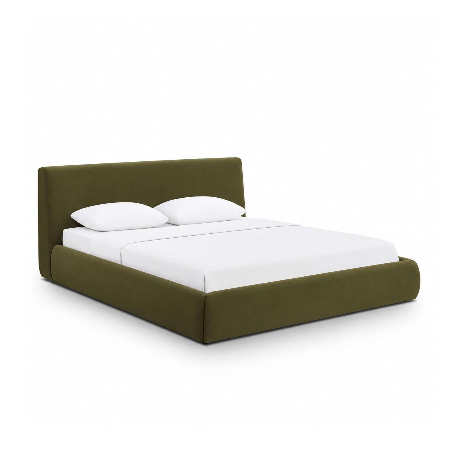 TOV Furniture Isla Upholstered Bed