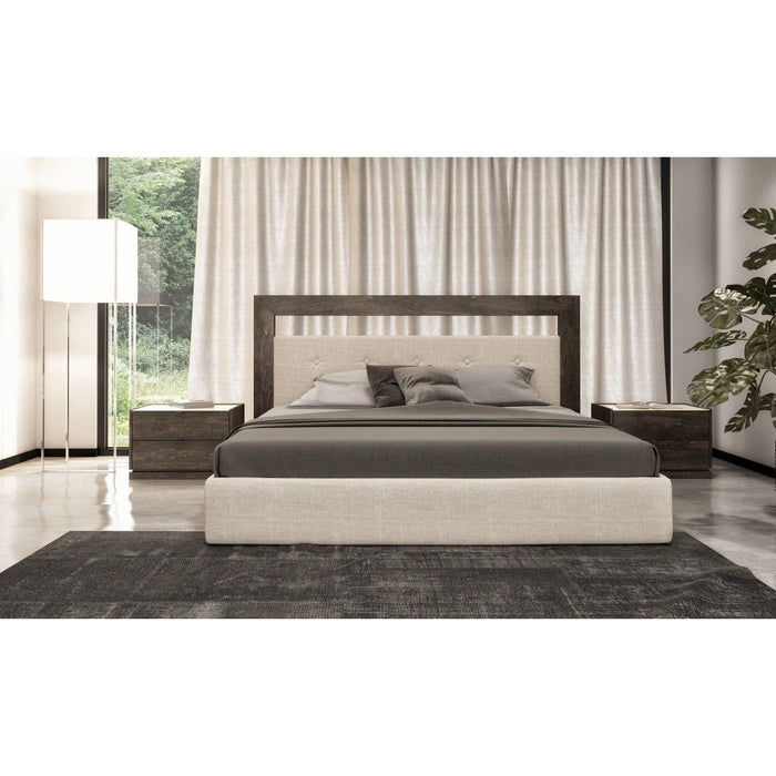 Huppe Cloe Upholstered Bed