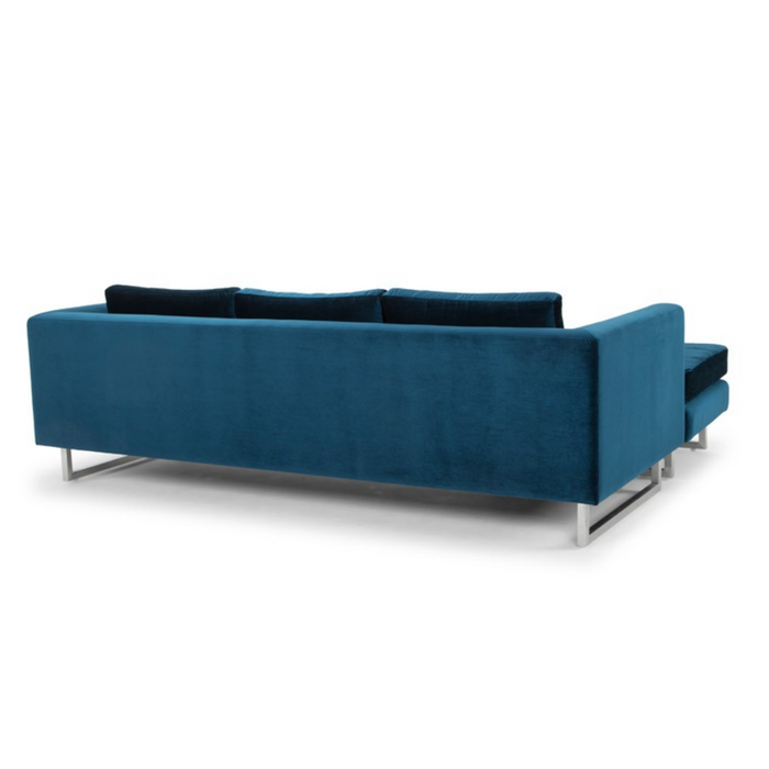 Nuevo Matthew Sectional